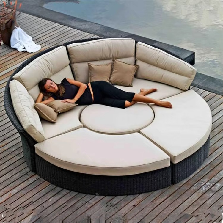 Outdoor Daybed Furniture - Lettino da giardino di lusso in