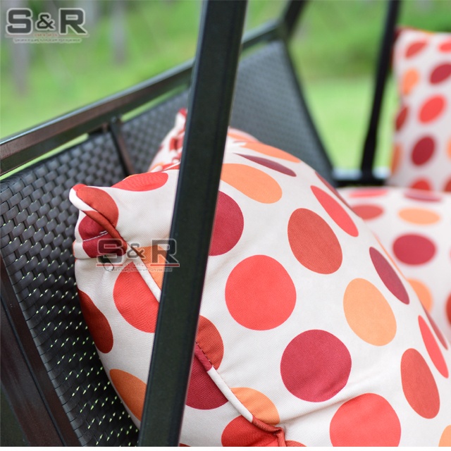 Moderna Sedia a Dondolo da Gia - Outdoor Furniture Cushions recensione e prezzo